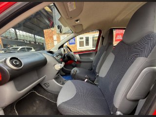 /photos/11647/5b71fb7b-0e93-41f9-a8d3-cb6958fca4f6_i320x240.jpg