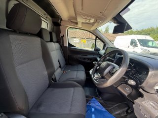 /photos/11647/7354e487-b516-405a-b7d2-4db22f585766_i320x240.jpg
