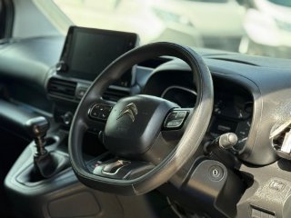 /photos/11647/879708d6-cc92-4581-9757-31e2f4ddb645_i320x240.jpg