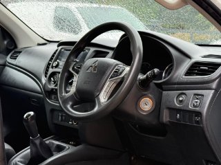 /photos/11647/96efa8cf-b18c-49f0-9b2e-5ab2981c3b2b_i320x240.jpg