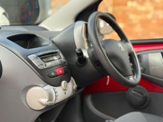/photos/11647/b6480f30-f5e8-4398-8d41-60563aa23831_i320x240.jpg