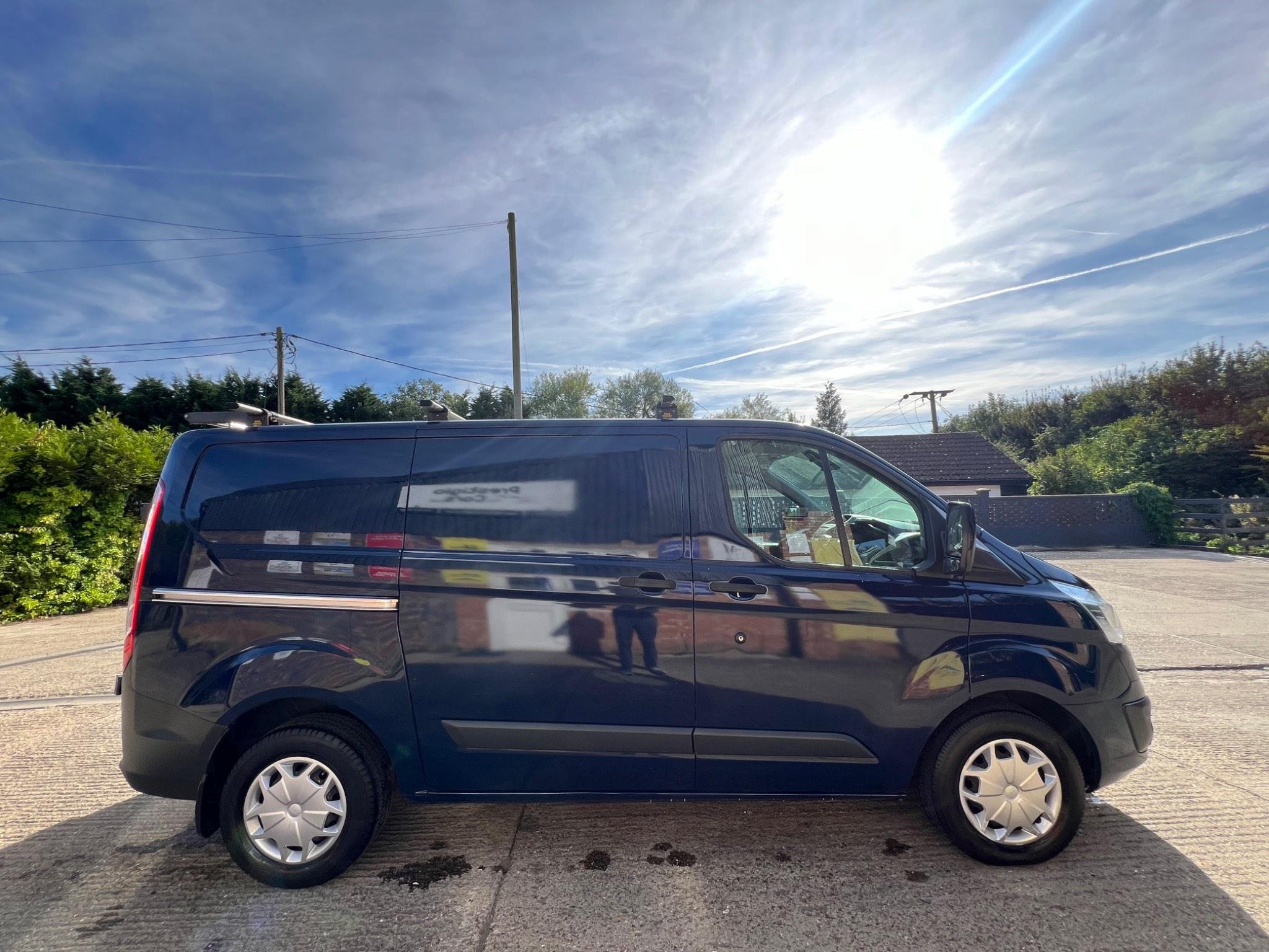 Used 2017 Ford Transit Custom 2.0 TDCi 290 Trend L2 H1 5dr for sale in