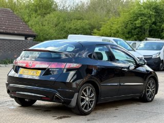 /photos/11647/f7d9268f-faba-4e0d-aa47-2ecebfcfc50d_i320x240.jpg